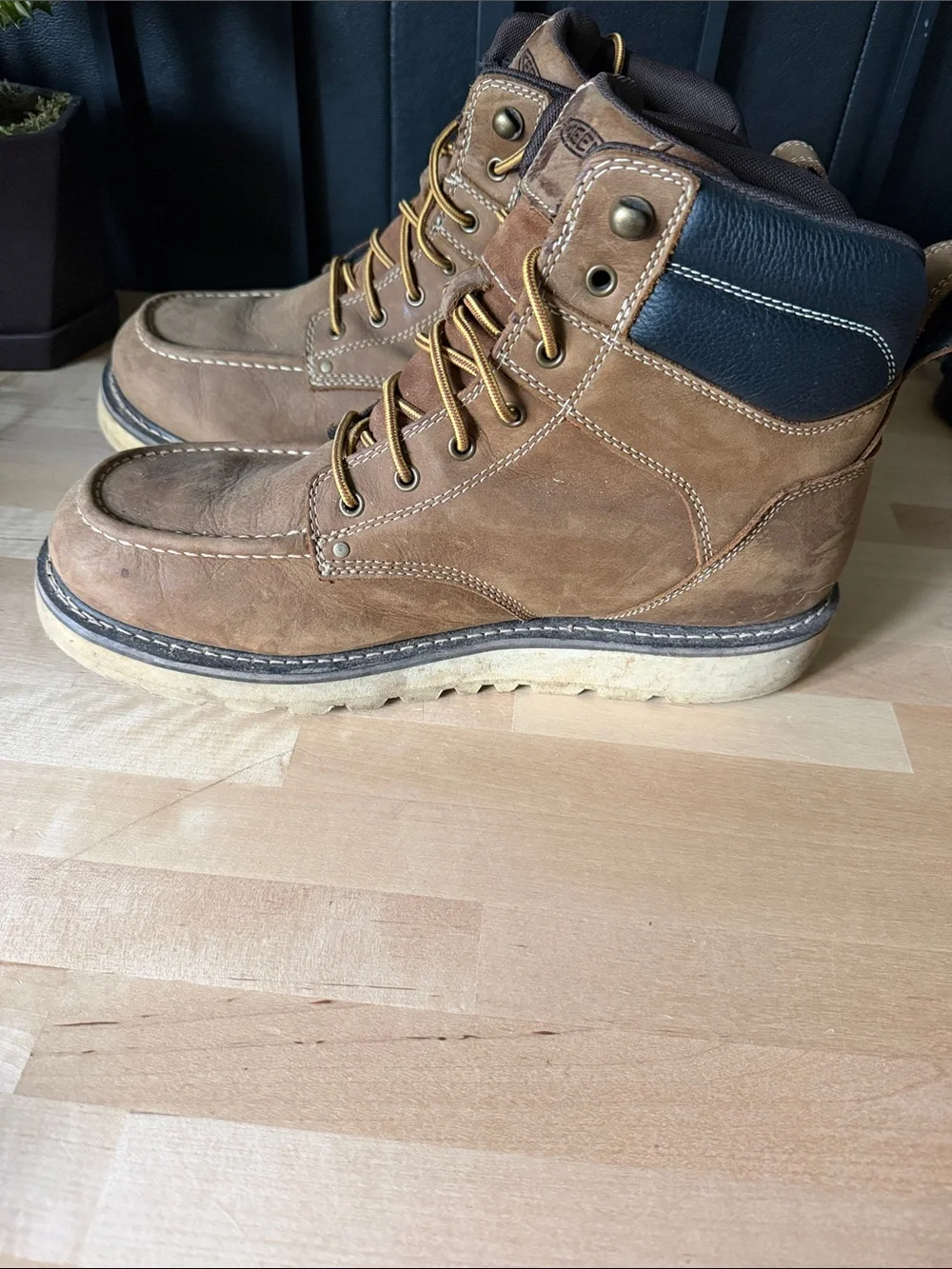 Keen Brown Leather Moc Toe Work Boot, Cincinnati 6” waterproof carbon to boot